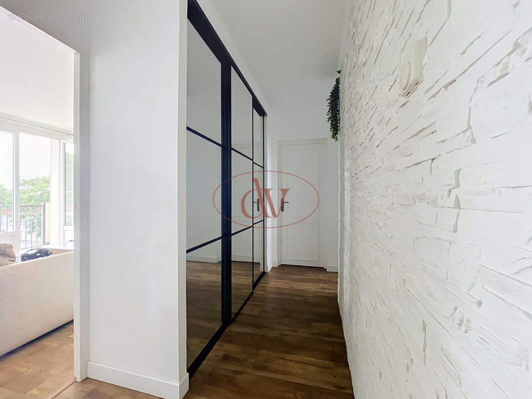 Appartement t3 / 74m2 / 3 ème étage /garage /  moyen vernet / perpignan - photo 10
