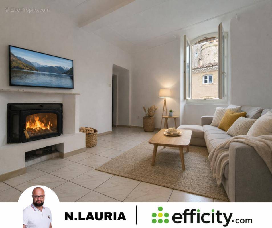 Appartement à LA BASTIDE-DES-JOURDANS