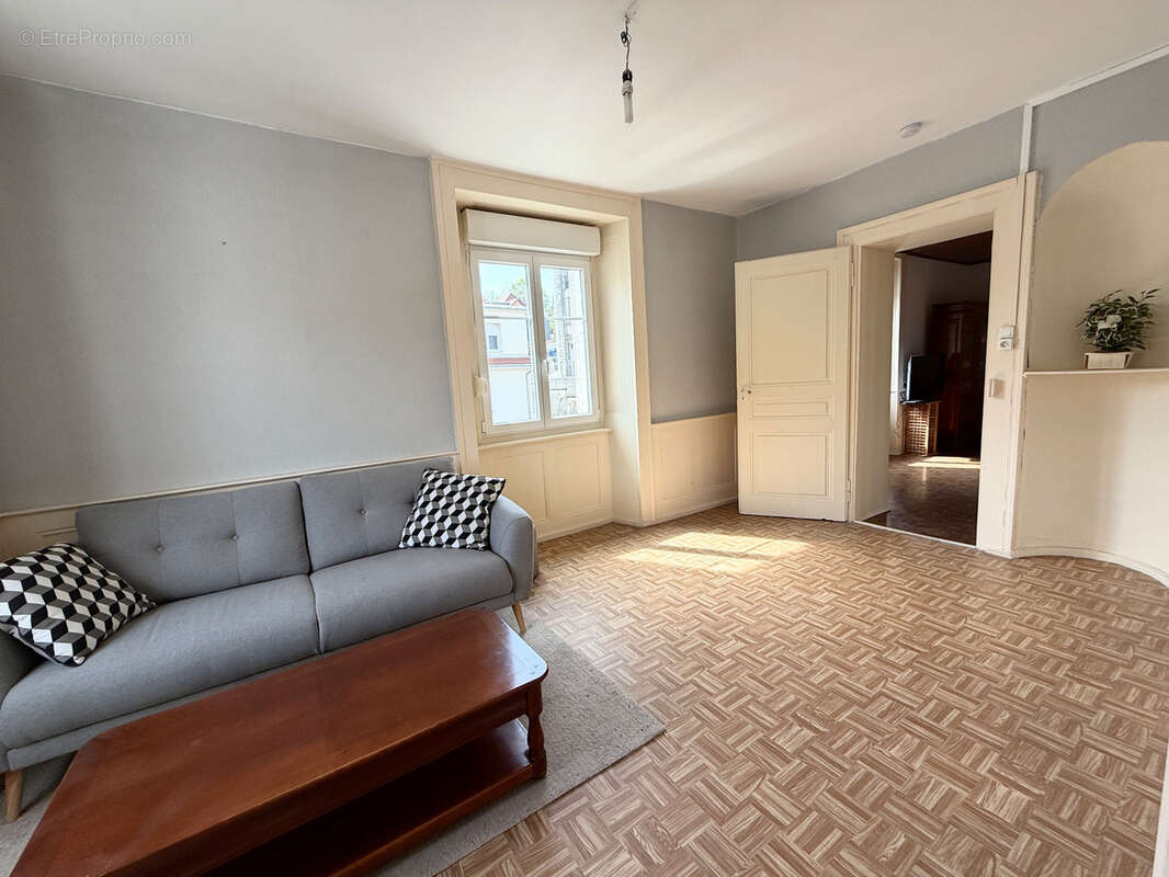 Appartement 61 m² à Villers-Le-Lac  - photo 4