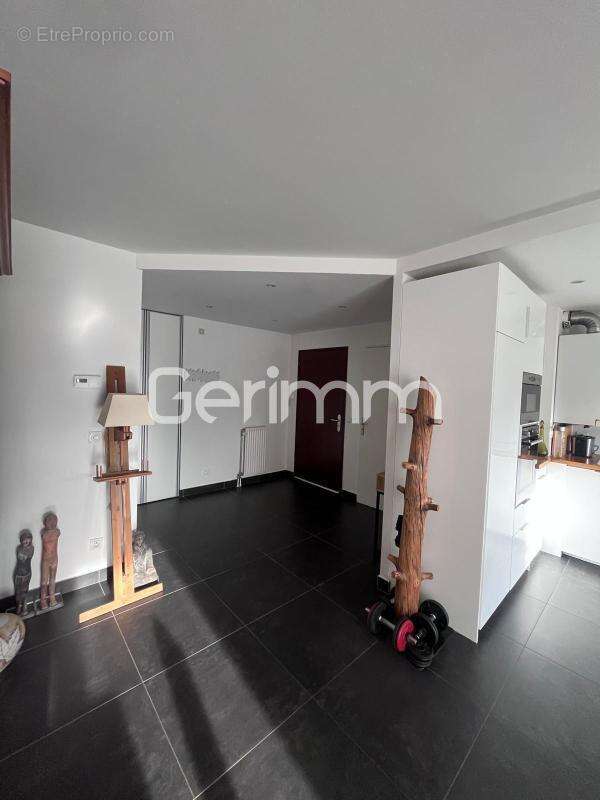 Appartement à SAINT-MARTIN-D&#039;HERES