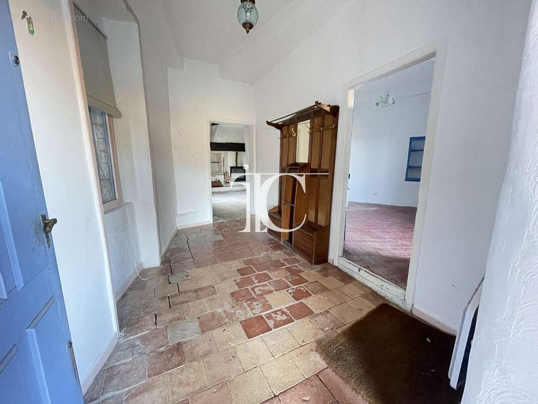 Maison à SALAVAS