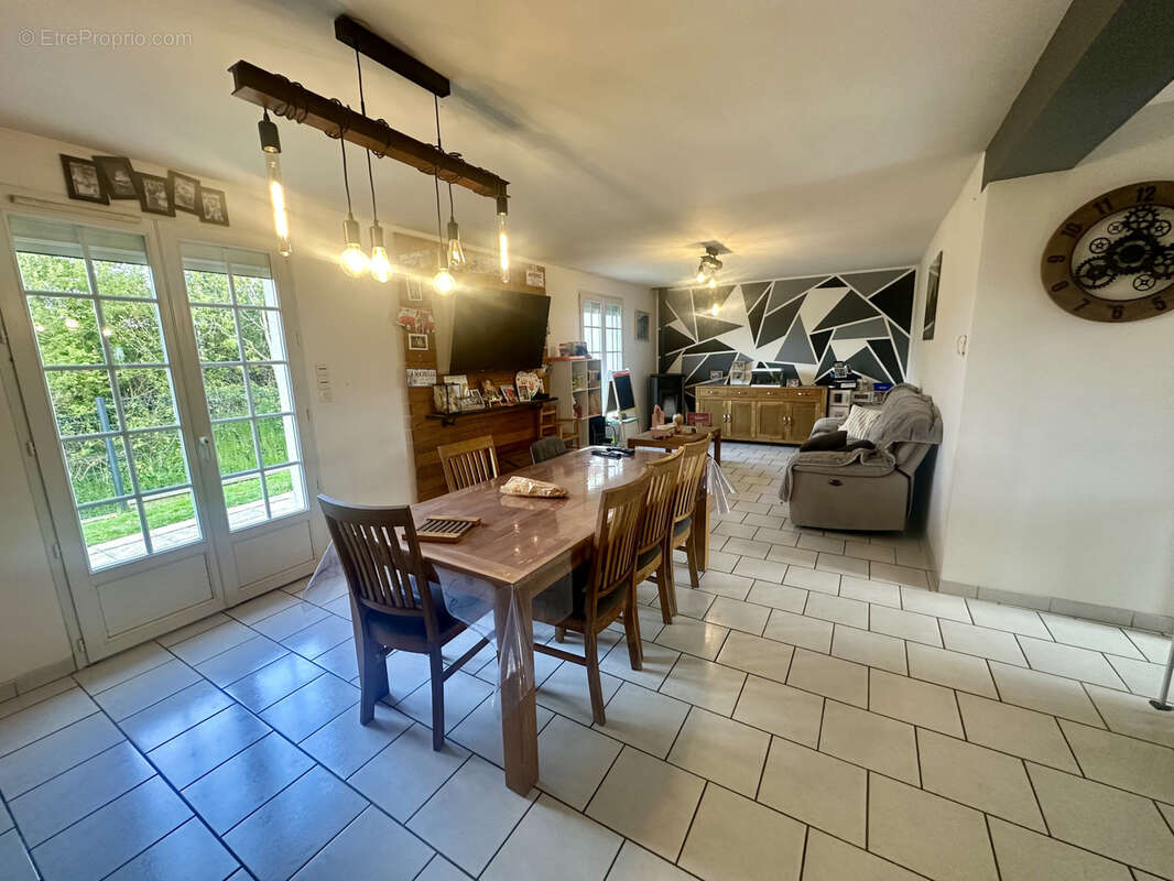 Maison à LONDINIERES