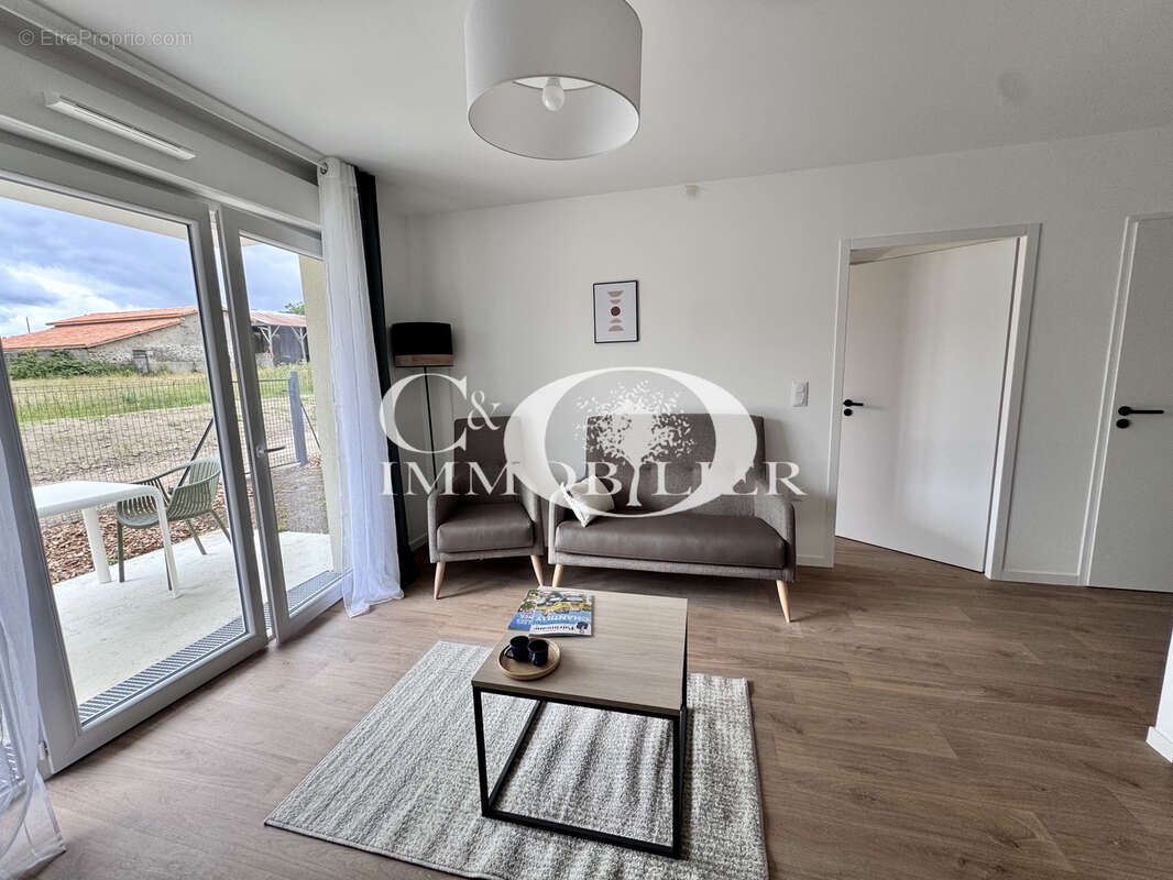 Appartement à LEGE