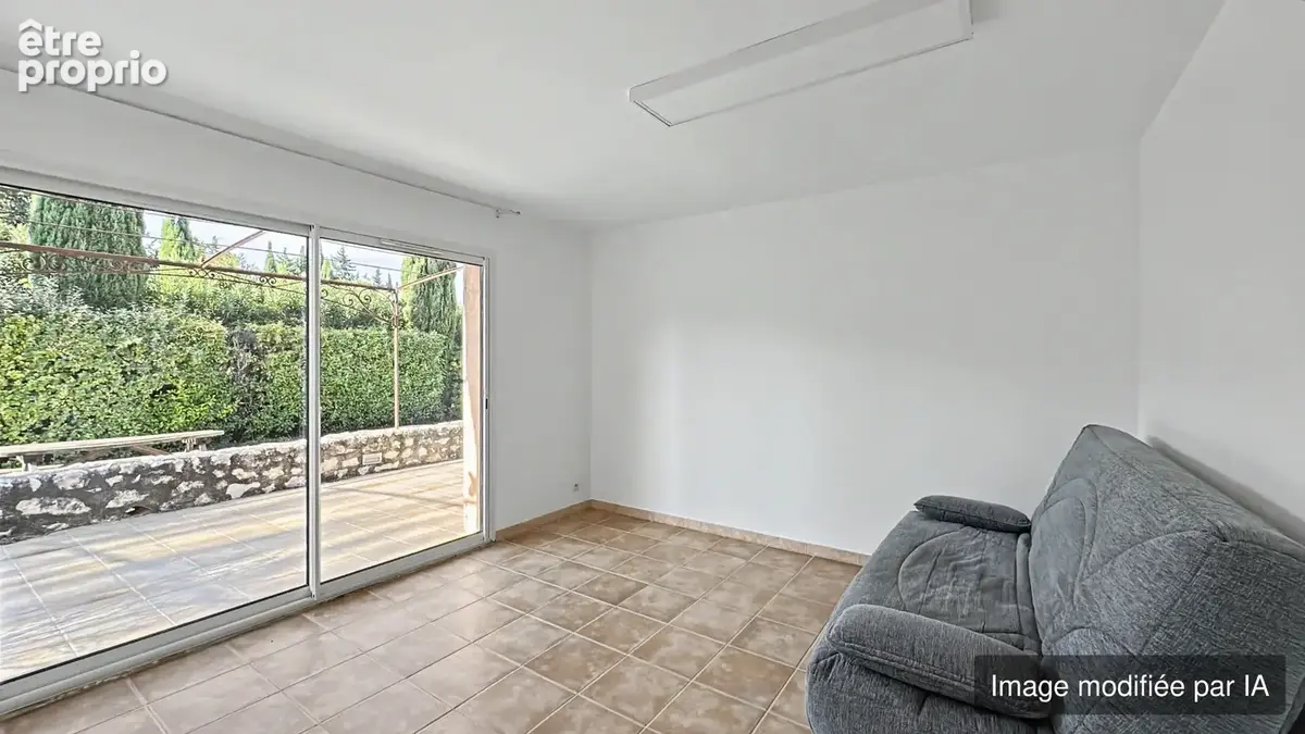 Ensemble immobilier avec locaux professionnels et appartement à Maussane-les-Alpilles - photo 9