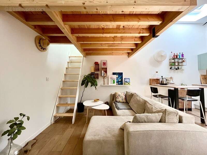 Appartement à BORDEAUX