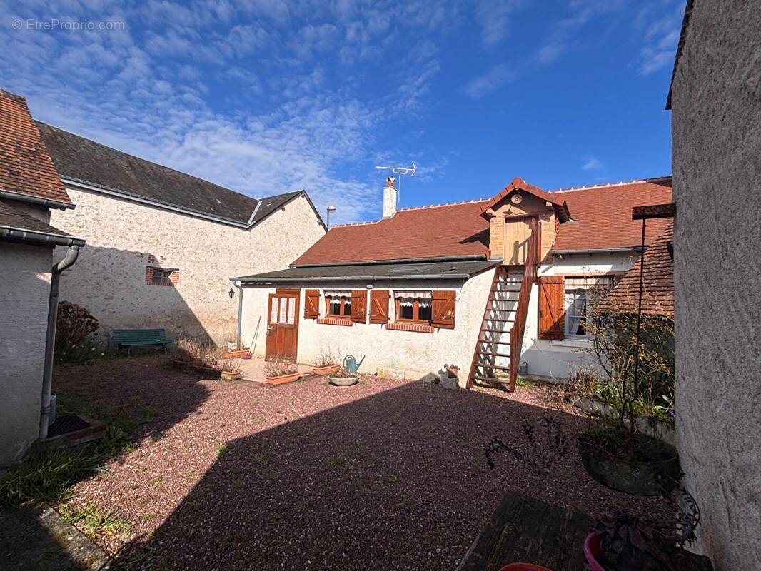 Maison à MONT-PRES-CHAMBORD