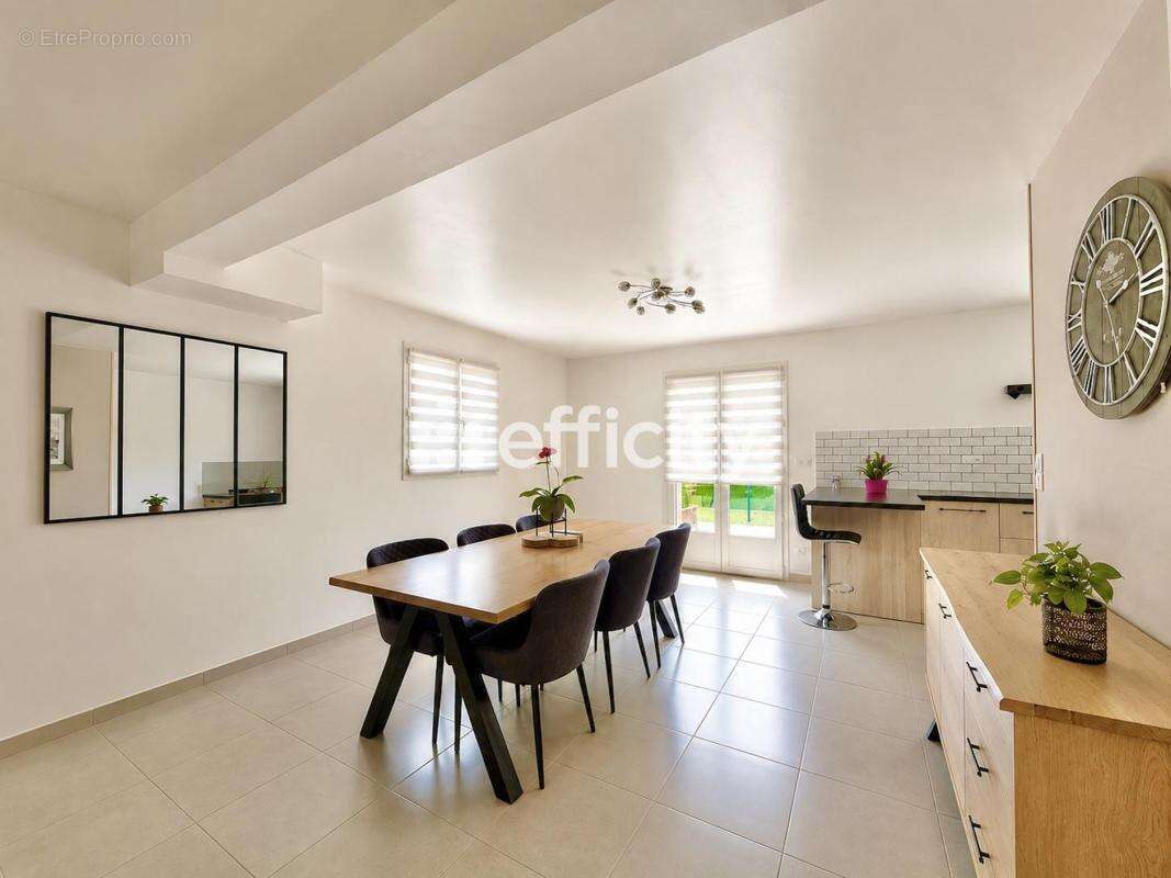 Maison 122 m² à Muret-Et-Crouttes  - photo 2