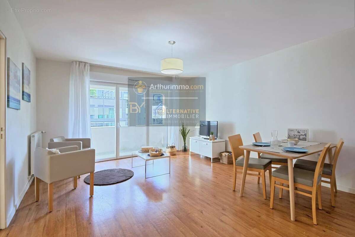 Appartement à LAVAL