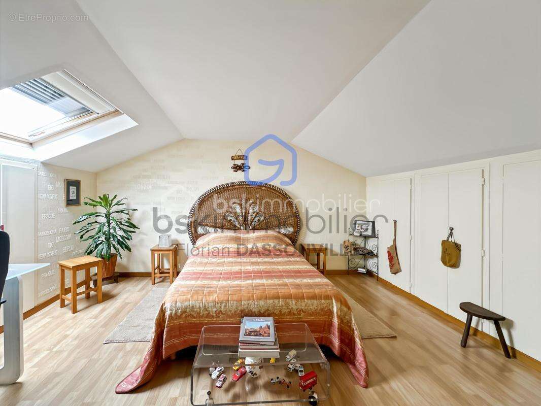 Maison à SAINT-GERMAIN-LES-CORBEIL