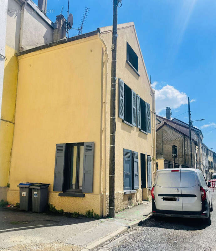 Appartement à LA FRETTE-SUR-SEINE