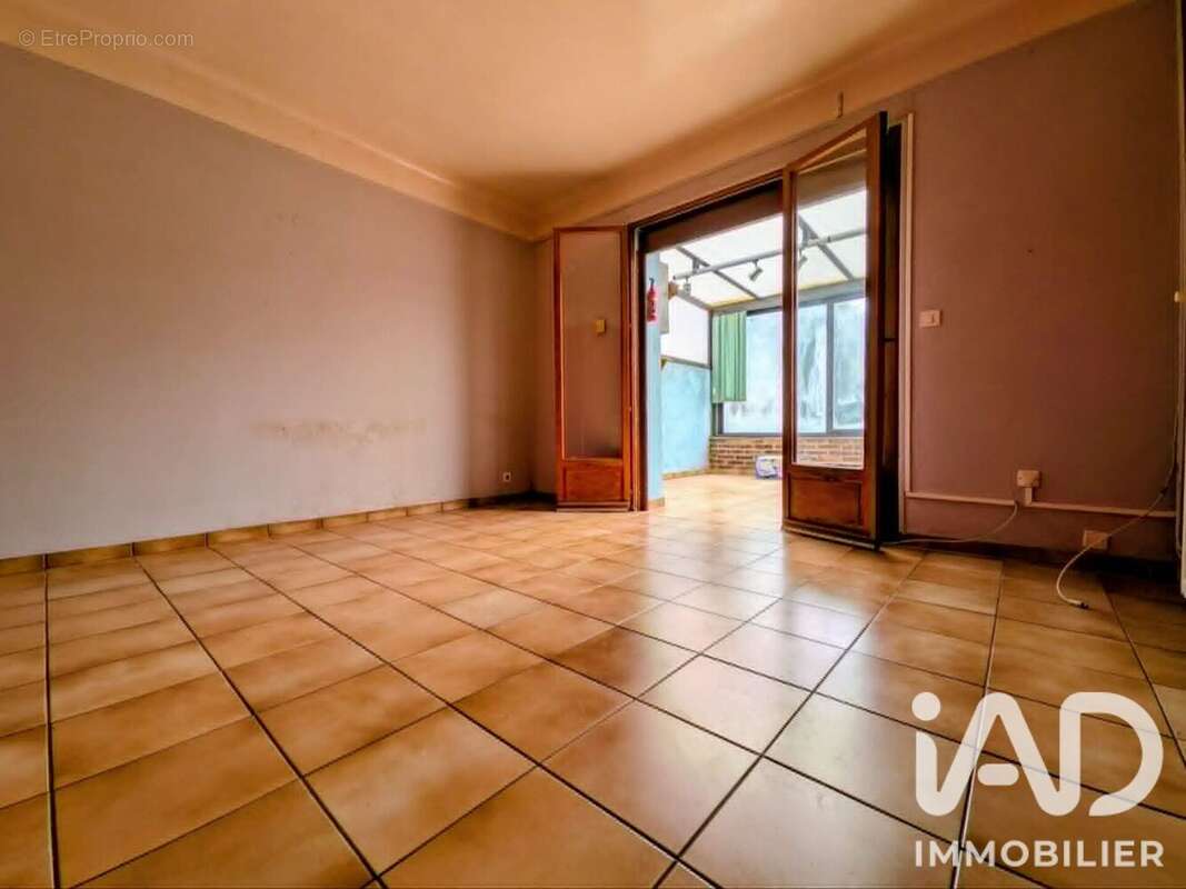 Maison 102 m² à Dugny-Sur-Meuse  - photo 5