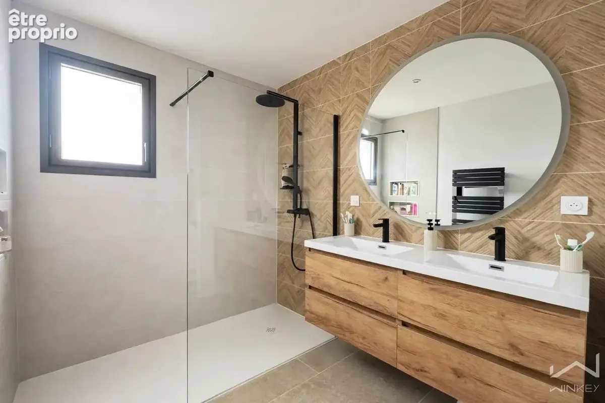 Maison contemporaine avec jardin et piscine, 5 chambres, garage   Saint-Martin-d’Ardèche - photo 5