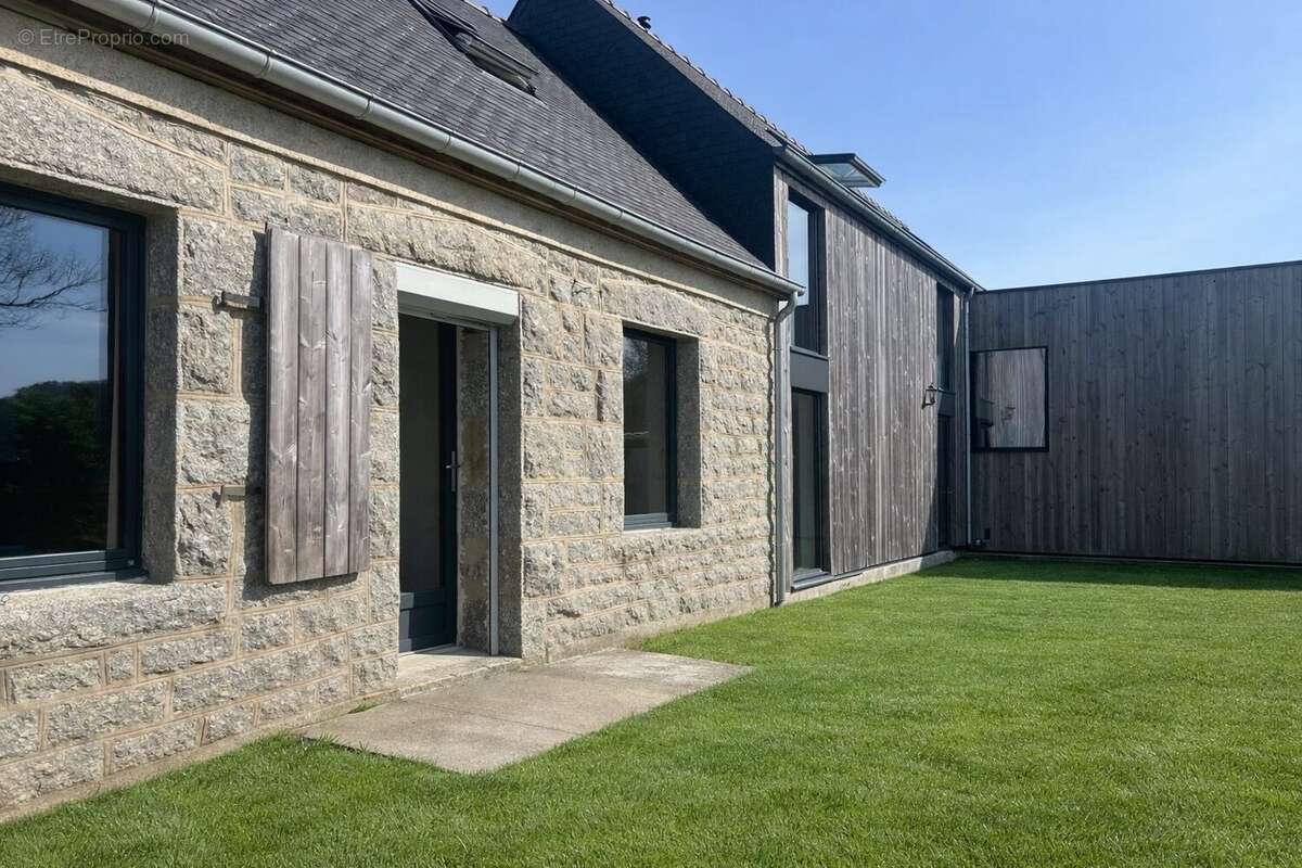 Maison 145 m² à Louargat  - photo 5