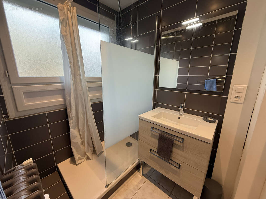 Appartement à SAINT-SEBASTIEN-SUR-LOIRE