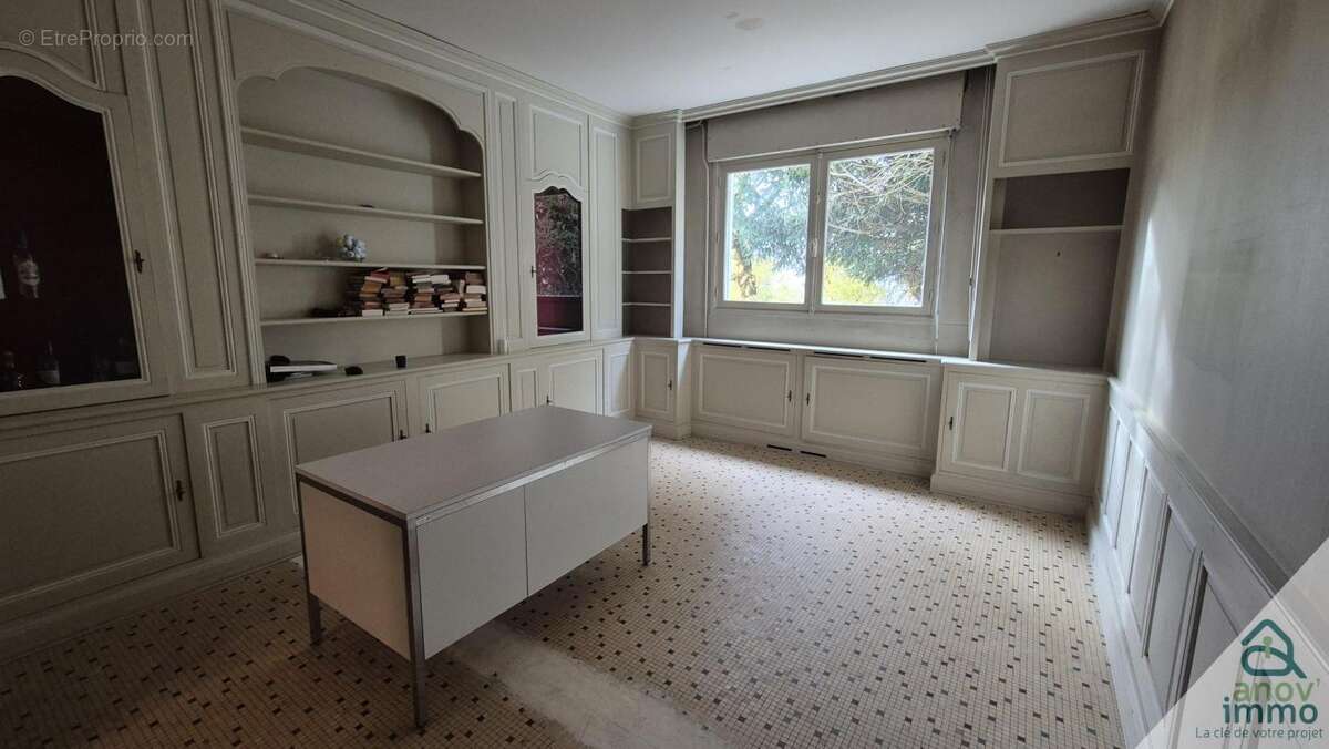 Maison à BLANZAC-PORCHERESSE