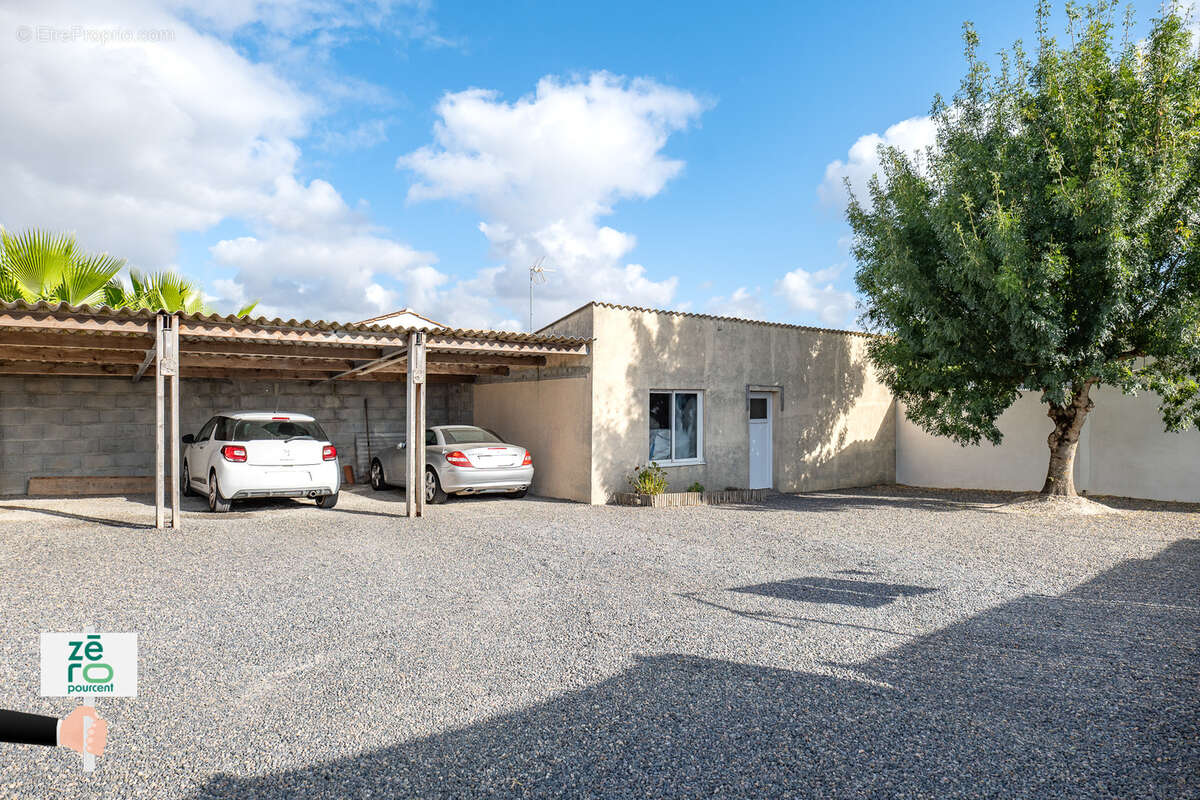 Le Fenouiller   Maison de plain-pied rénovée avec fort potentiel à 400 m du centre - photo 20