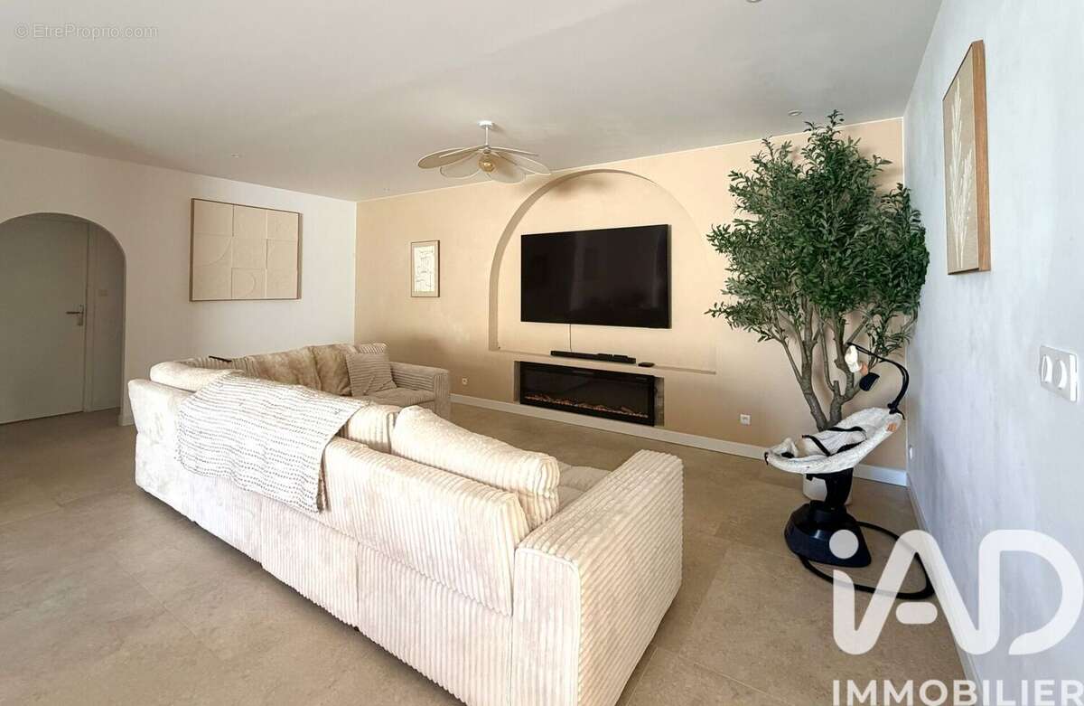 Photo 2 - Maison à ANAIS