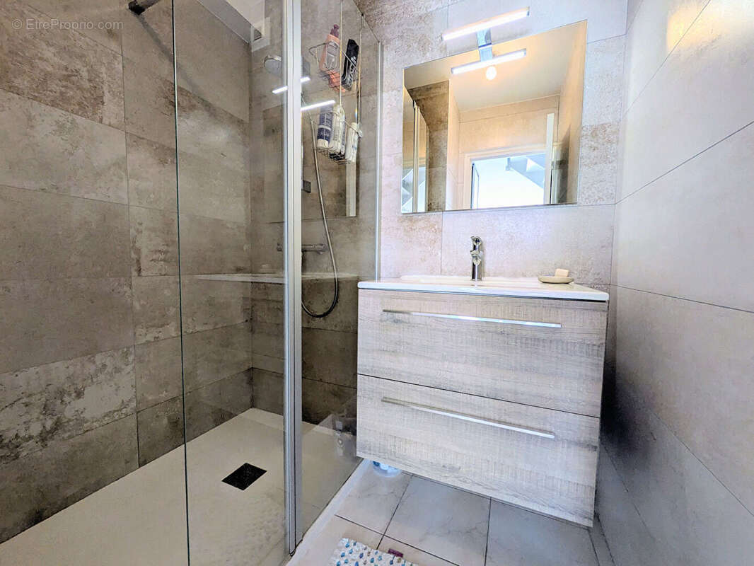 Maison à LA CHAPELLE-SUR-ERDRE