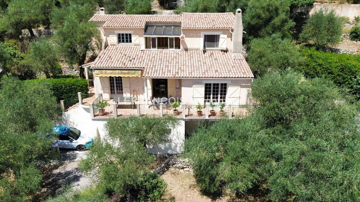 Maison à SPERACEDES