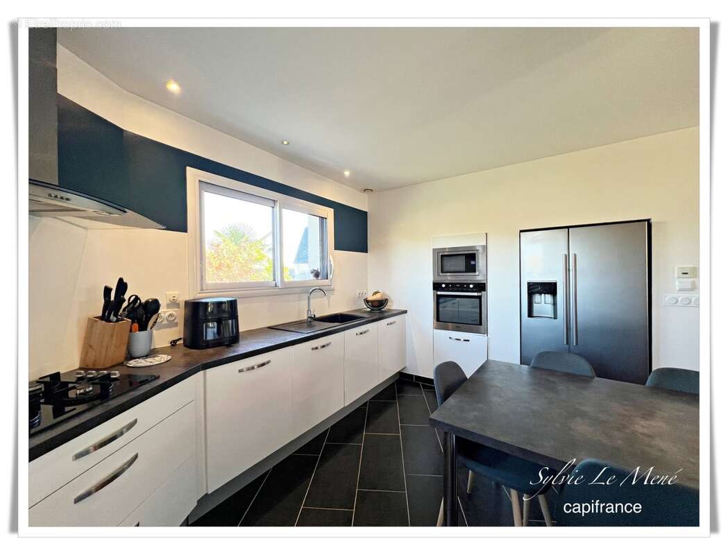 À vendre au Sourn, à proximité immédiate de Pontivy : découvrez cette spacieuse maison familiale de plus de 200 m² habitables - photo 11