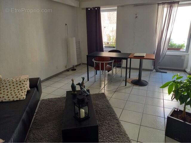 Appartement à TOURNON-SUR-RHONE