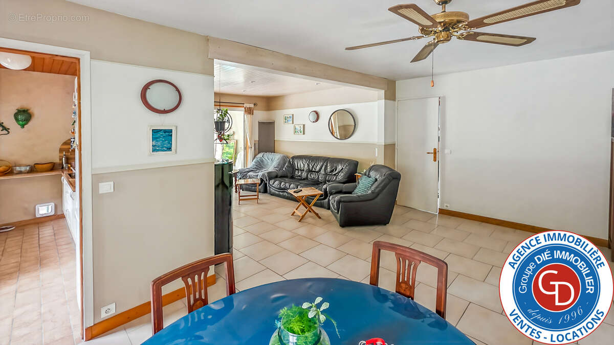 Villa avec 5 chambres dans le quartier de La Hume - photo 12
