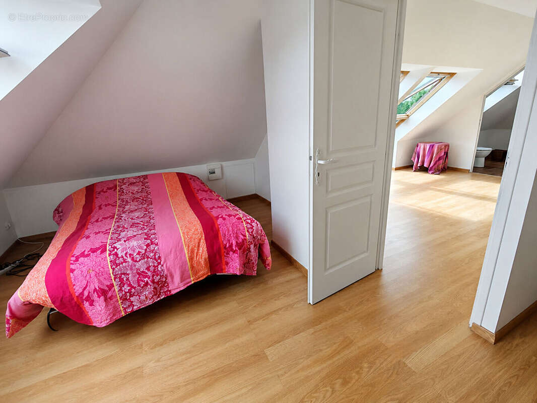 Pavillon familial 136 m² 4 chambres Sous-sol complet - photo 11
