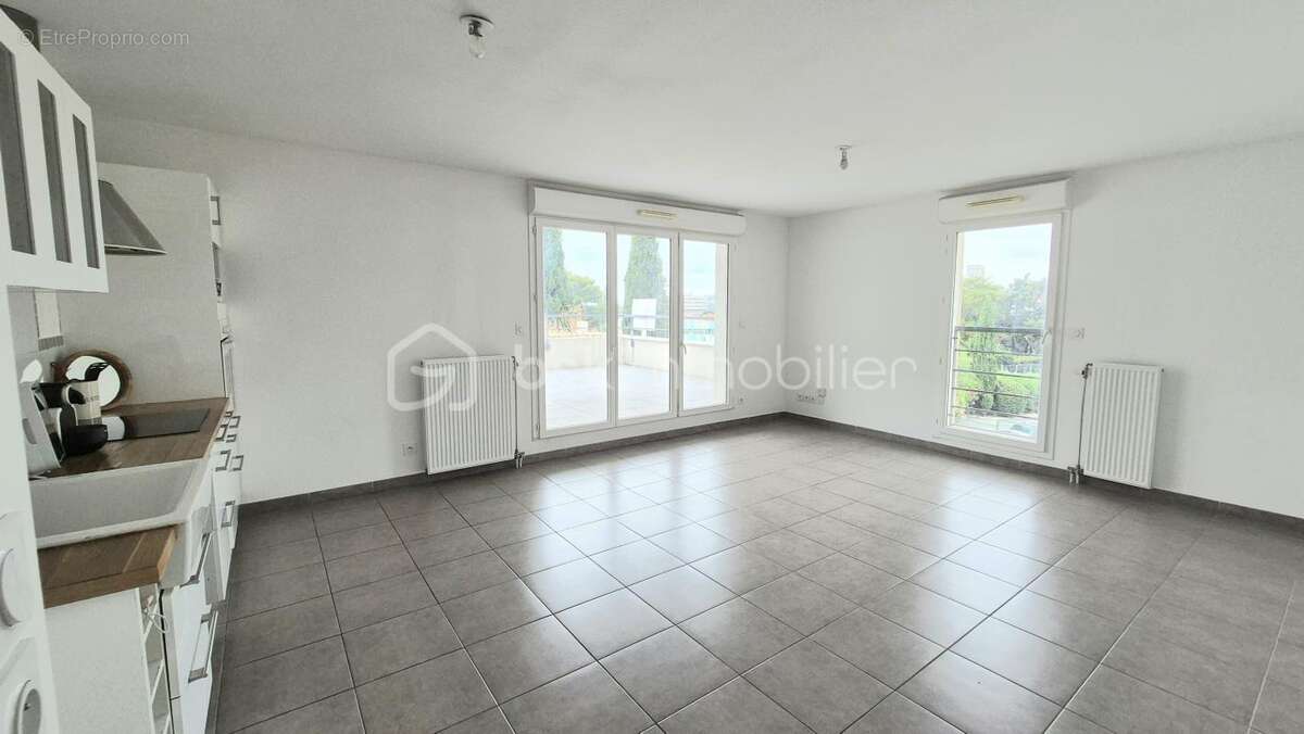 Appartement à MARSEILLE-9E