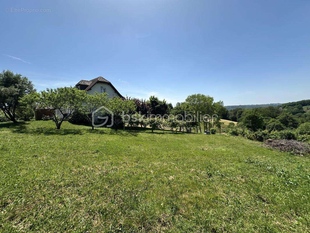 En exclusivité maison de 116 m2 5 pièces, terrain de 2530 m2  dans un endroit proche de PAU - photo 17