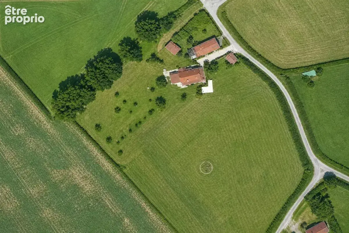 Maison de 5 pièces de 130 m² à Louroux-de-Bouble - photo 13