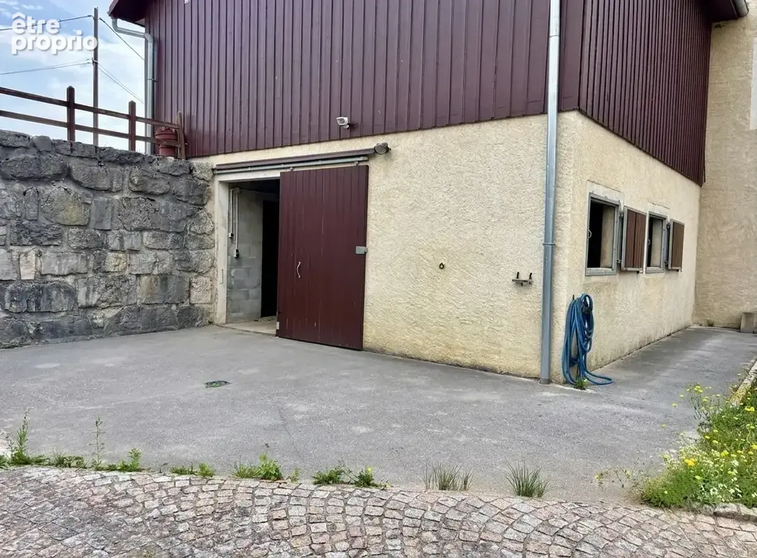 Ferme de caractère avec 2 logements et terrain - photo 5