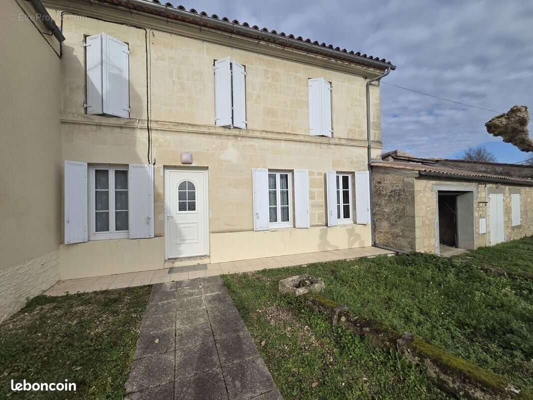 Maison à CASTILLON-LA-BATAILLE