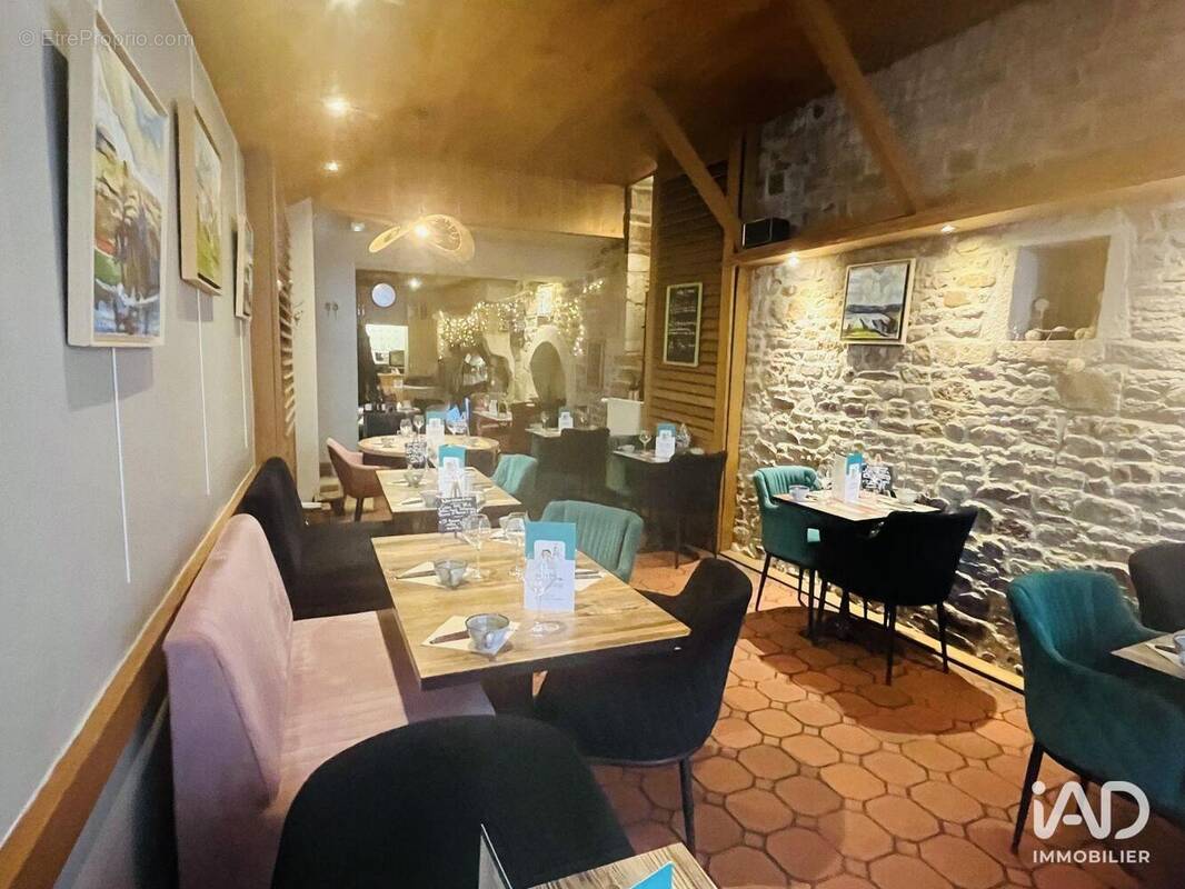 Photo 1 - Commerce à DINAN