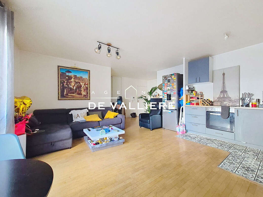 Appartement à NANTERRE
