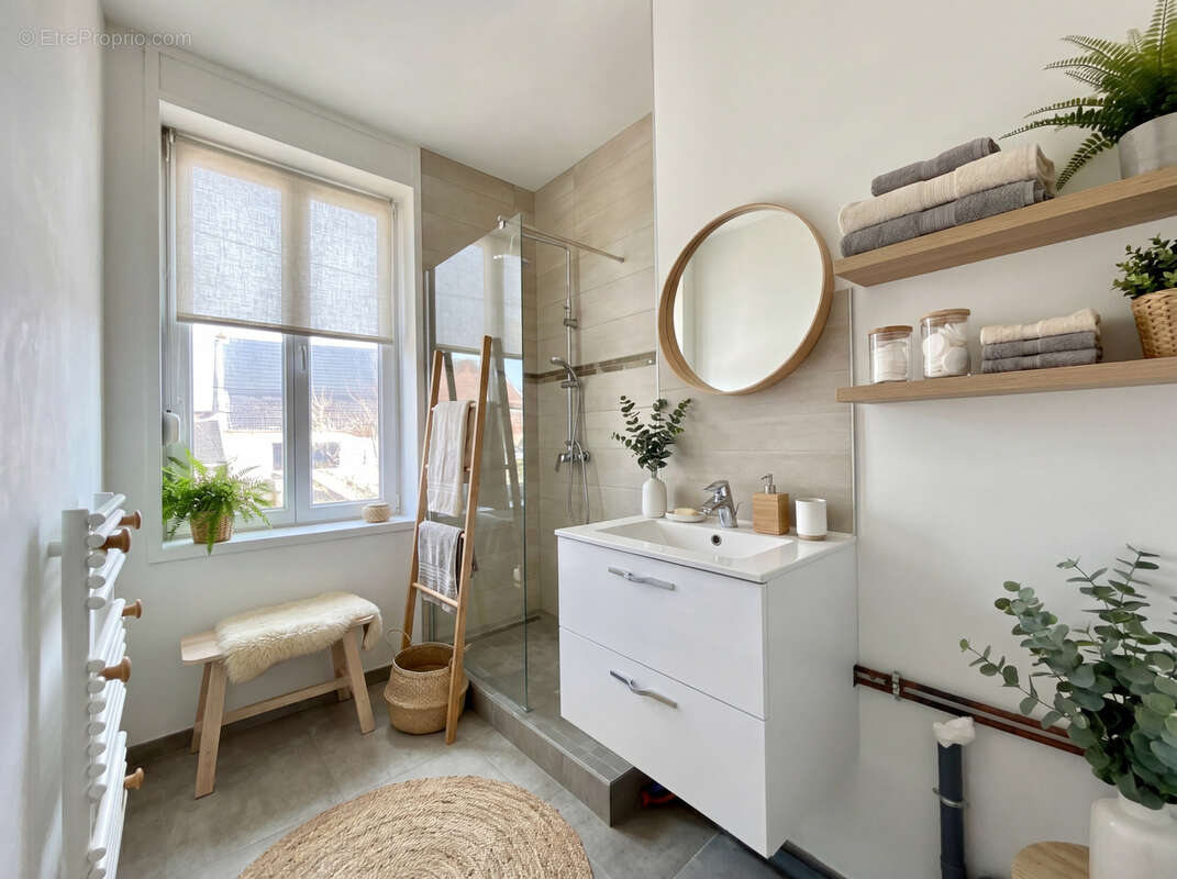 Appartement à CAMPHIN-EN-CAREMBAULT