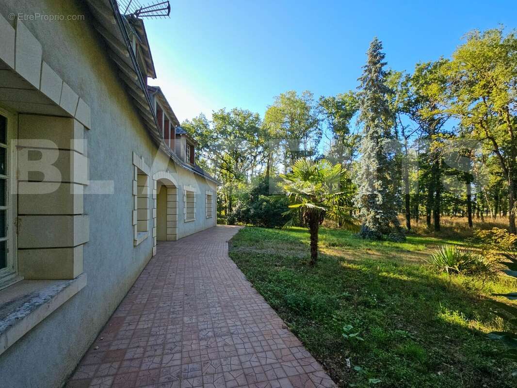 4 - Lionel MARC BL Agents - Baugé - Maison à VERNEUIL-LE-CHATEAU