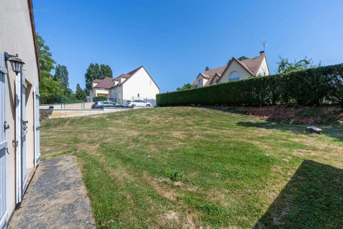 SEPTEUIL : Maison plain pied de 126m2 Habitables - 5 chambres - - photo 15