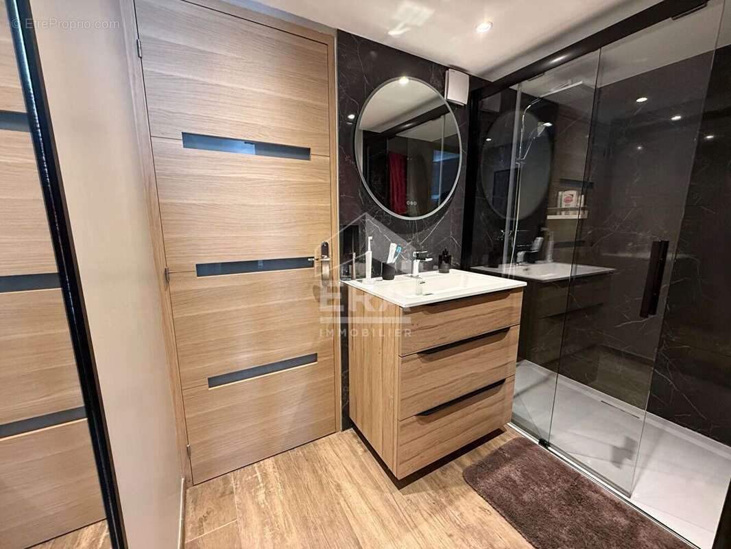 Maison à BRIE-COMTE-ROBERT