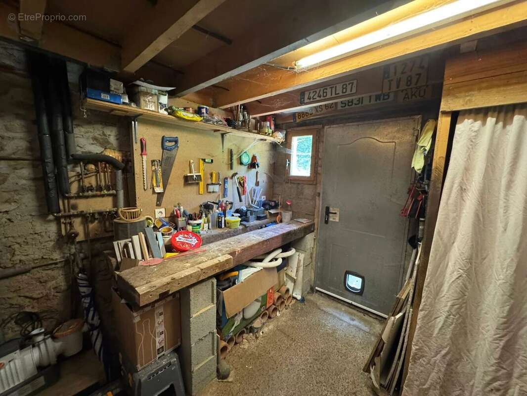 Maison à BUSSIERE-POITEVINE