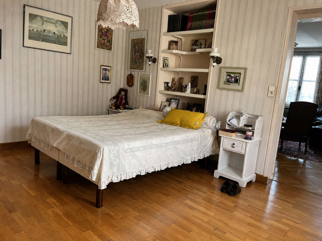 Propriété de caractère avec maison d'amis indépendante   Centre de Bourgueil - photo 8