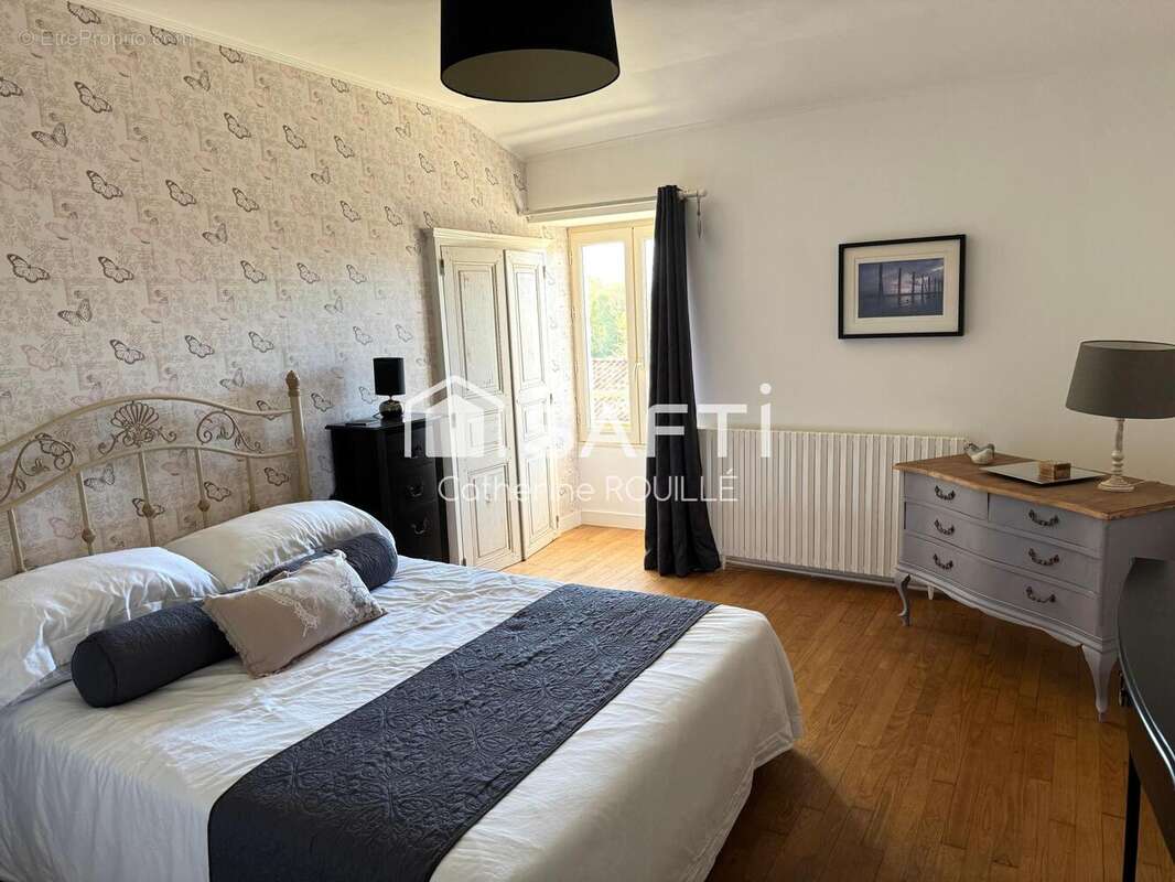 Photo 6 - Maison à SAINT-CHRISTOPHE-SUR-ROC