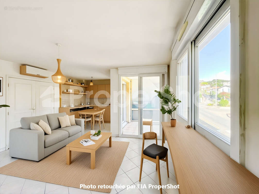 Appartement à LE CANNET