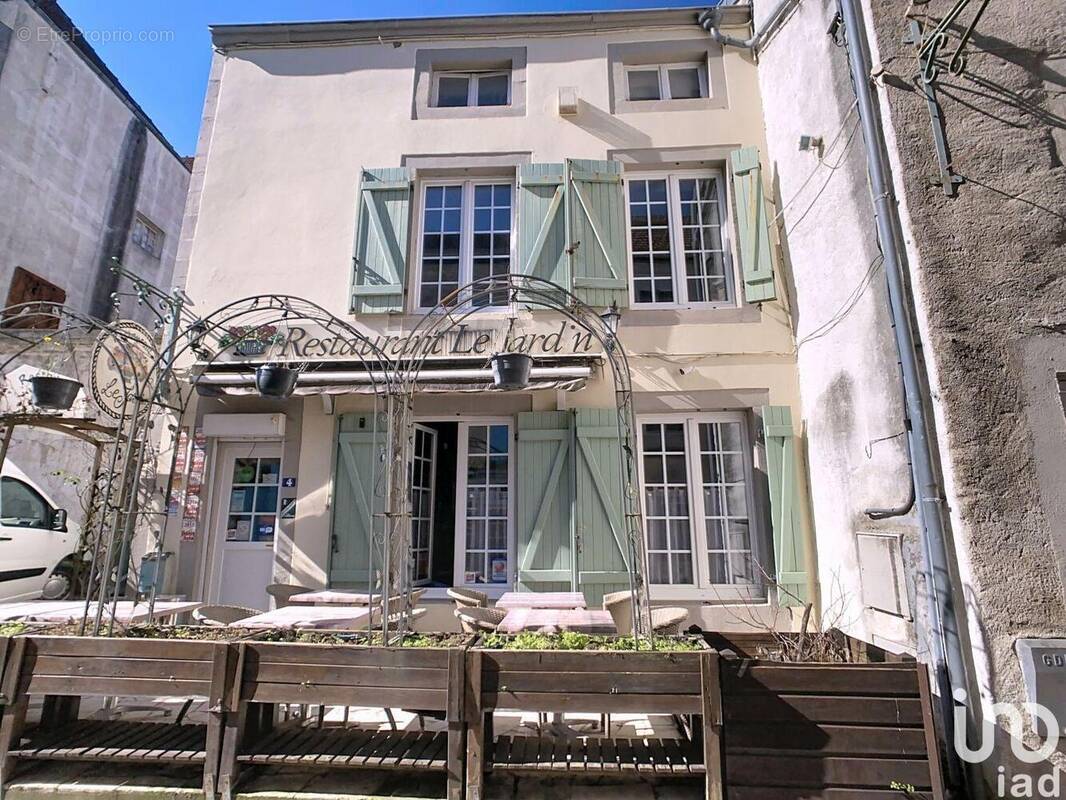 Photo 1 - Commerce à CHAUMONT