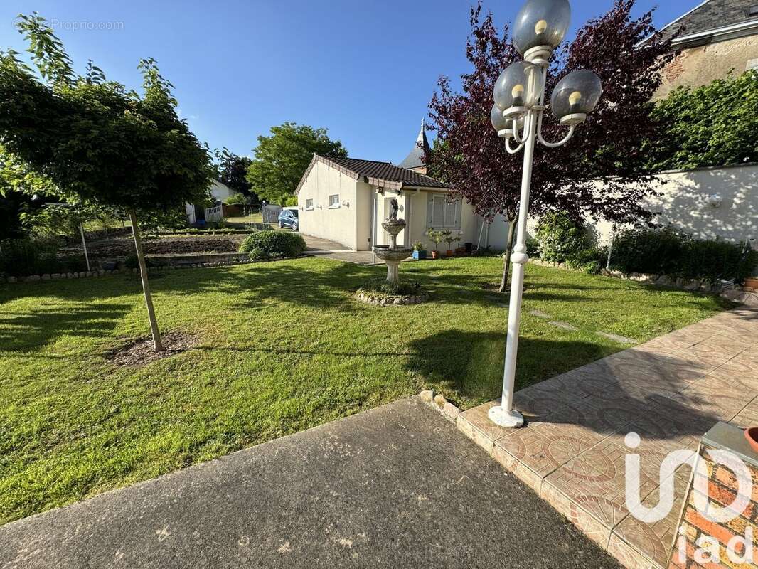 Photo 2 - Maison à BOURBON-LANCY