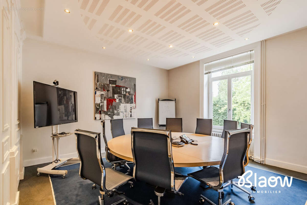Maison 345 m² à Saint-Etienne  - photo 9