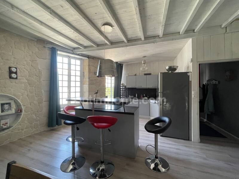 Appartement à SAINT-MARTIN-DE-RE