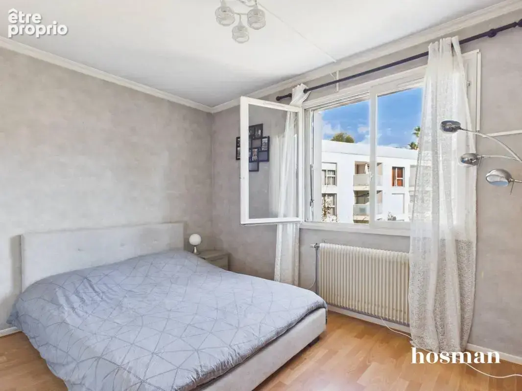 Appartement 4 pièces de 91 m² Carrez avec balcon de 8m2 et garage - Rue Frédéric Mistral/Place des Maisons Neuves - photo 10