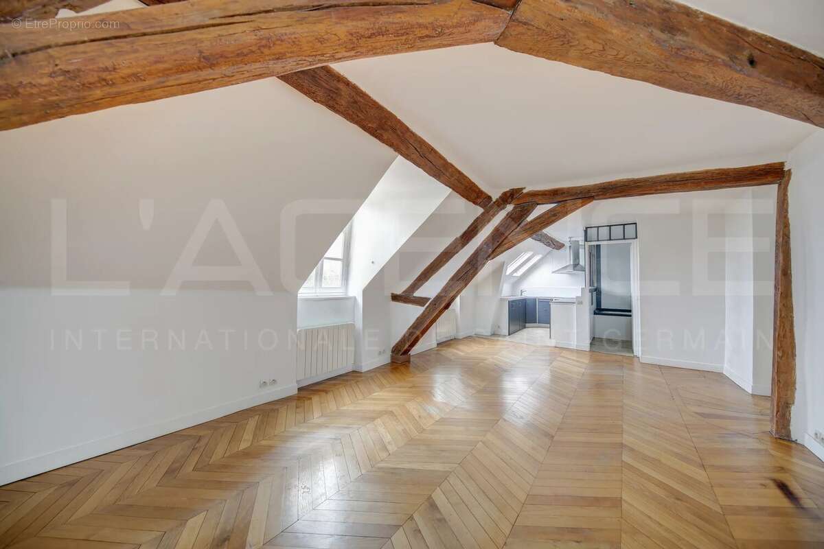 Appartement à VERSAILLES