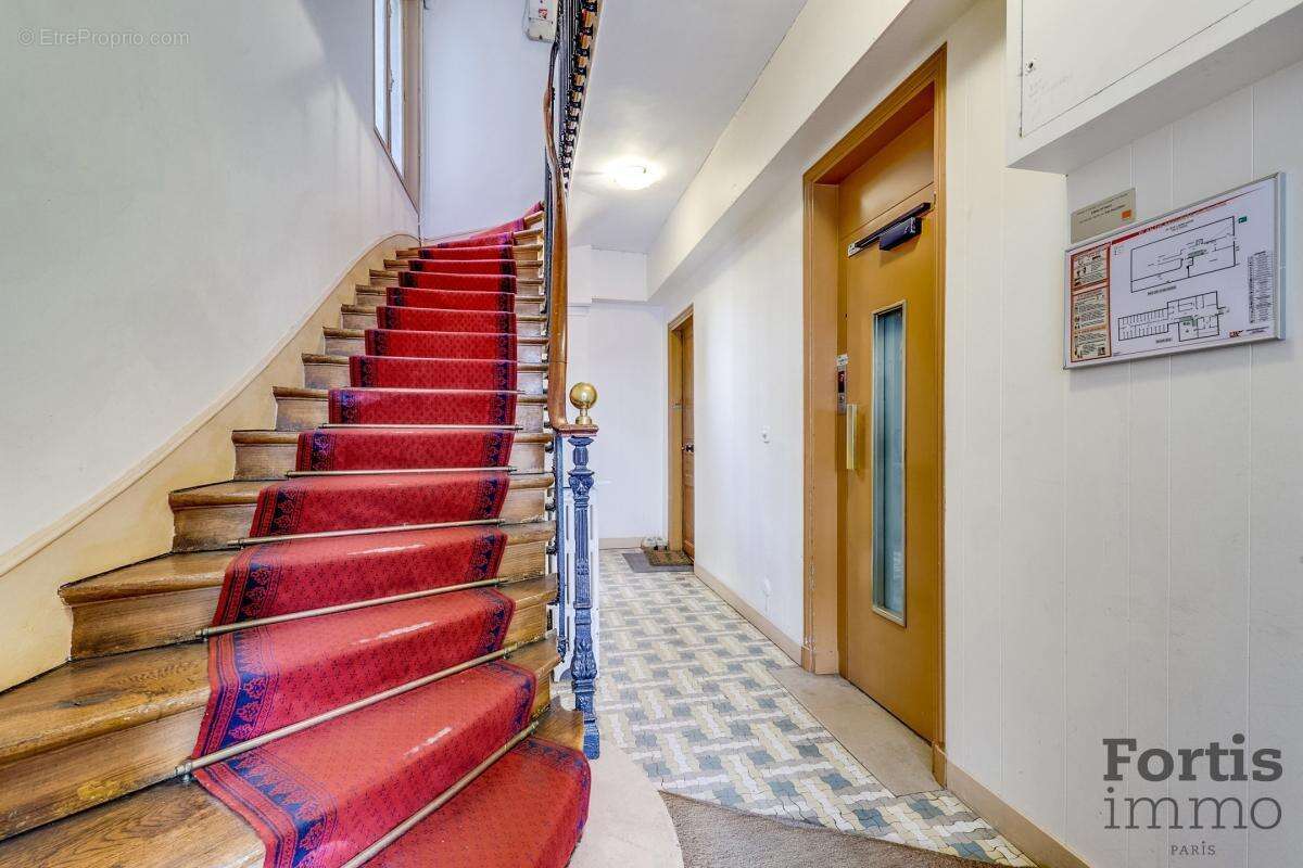 Appartement à PARIS-12E