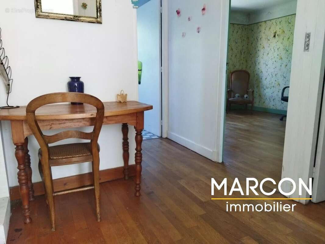 Maison à AZAT-CHATENET